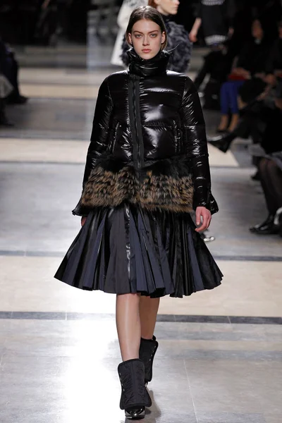 Look 27